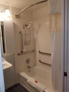 Photo #4 of Tamarack Beach Hotel in Carlsbad, CA