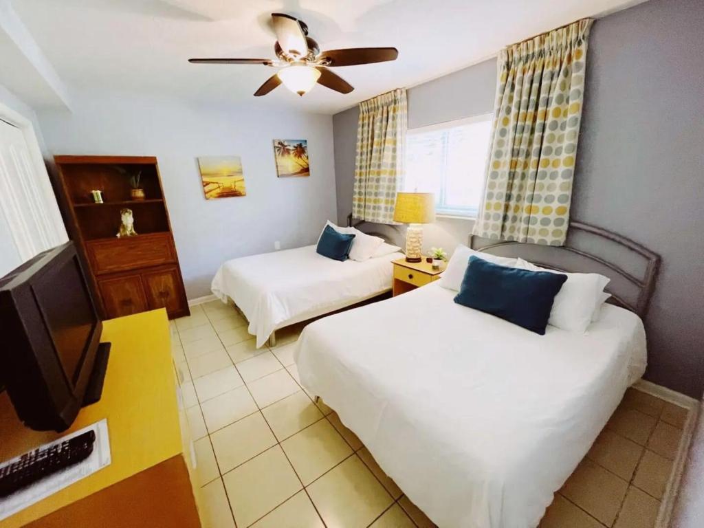Photo of Great Escape Apartments By Lowkl in Lauderdale by the Sea, FL