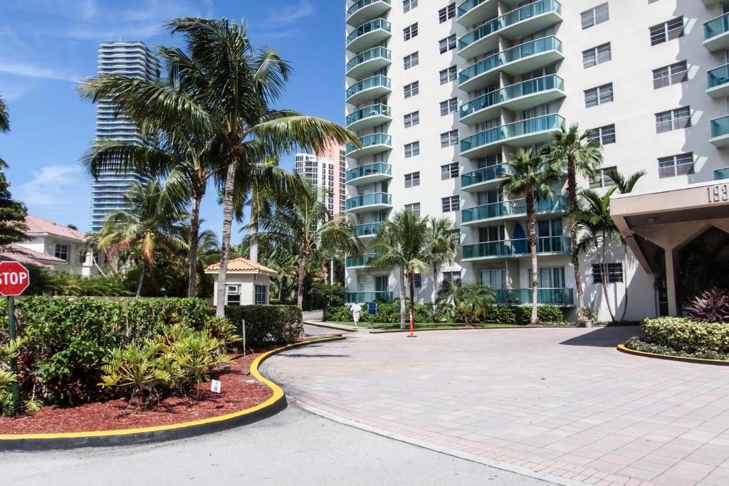 Photo of Ocean Reserve Piso 4 STR264 in Sunny Isles Beach, FL