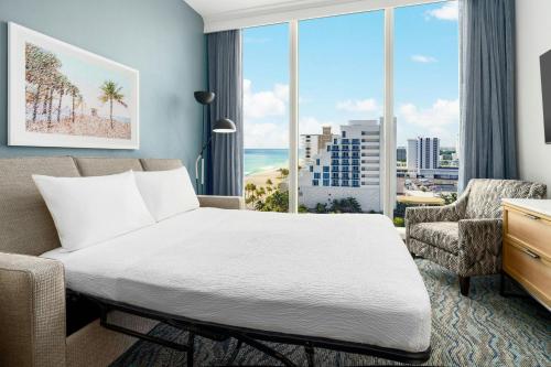 Photo #2 of Courtyard by Marriott Oceanside Fort Lauderdale Beach in Fort Lauderdale, FL