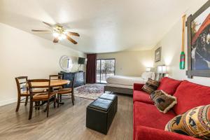 Photo #5 of Charming Queen Studio Deluxe w/Balcony #233 at Donner Lake Village in Truckee, CA