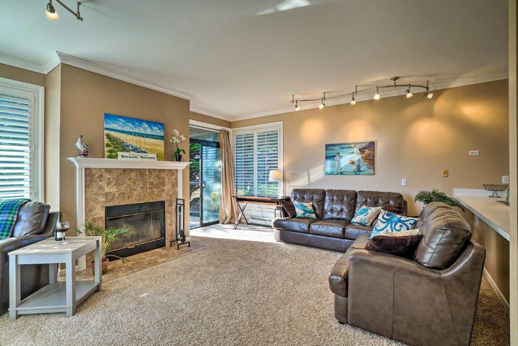 Photo #1 of Beachfront Pajaro Dunes Condo with Bay Views! in Watsonville, CA