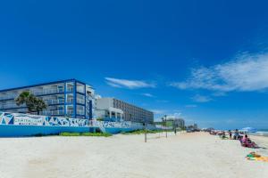 Photo #5 of Chateau Mar Beach Resort in Ormond Beach, FL
