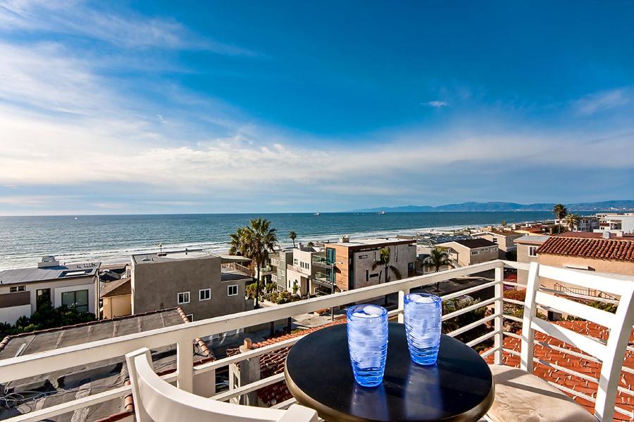 Photo #1 of Beautiful Views - Sand Section of Manhattan Beach 2 Bed/2 Bath in Manhattan Beach, CA