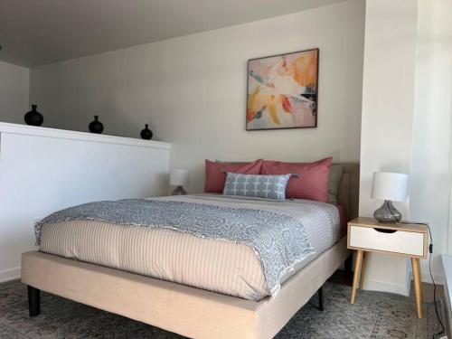 Photo #2 of Fortuna-Seaside Retreat in Santa Monica, steps to the beach, free parking in Santa Monica, CA