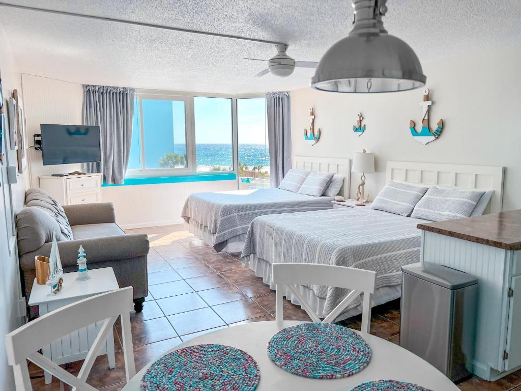 Photo of Beachfront Studio - Perfect Location - Free Beach Chairs in Panama City, FL