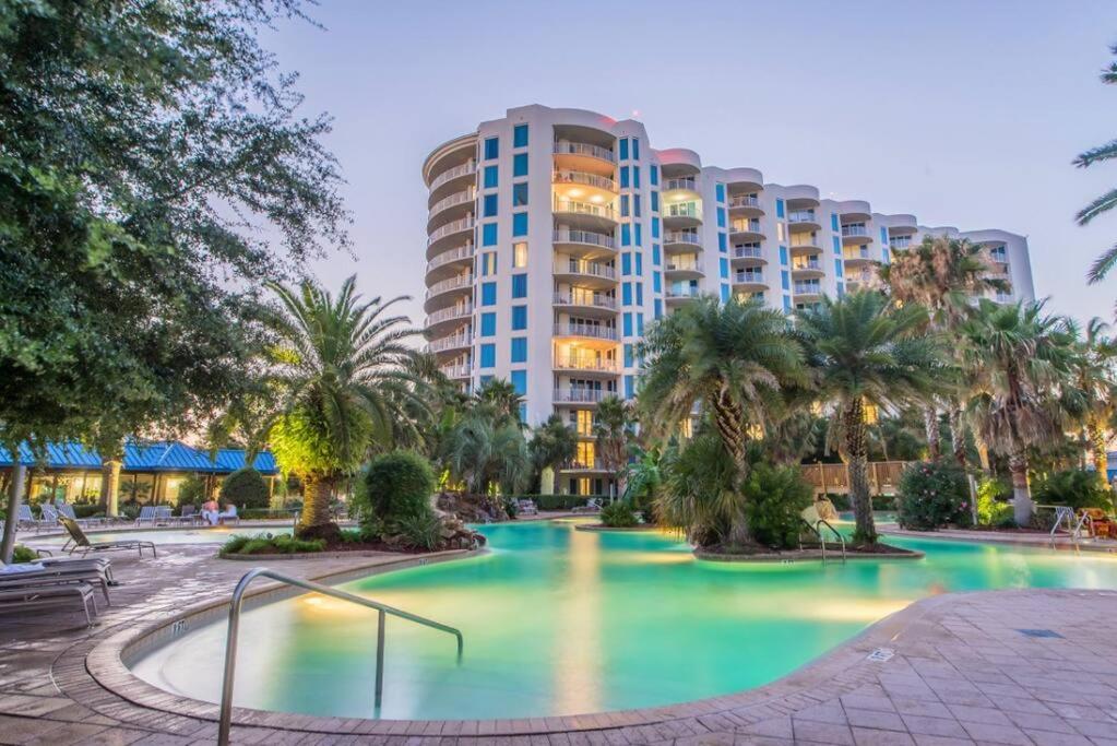Photo of Beautiful Junior near the beach Palms Resort in Destin in Destin, FL