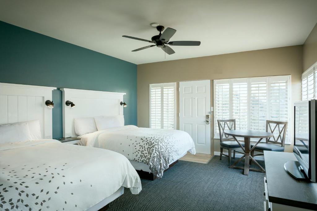 Photo #1 of Pacific Shores Inn in San Diego, CA