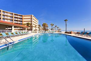 Photo #4 of Holiday Inn Hotel & Suites Daytona Beach On The Ocean by IHG in Daytona Beach, FL