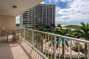 Photo #6 of SSt4 #505 in Marco Island, FL