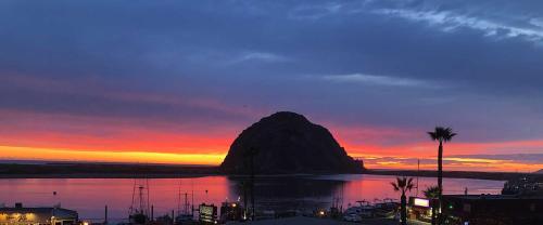 Photo #3 of Bayfront Inn in Morro Bay, CA