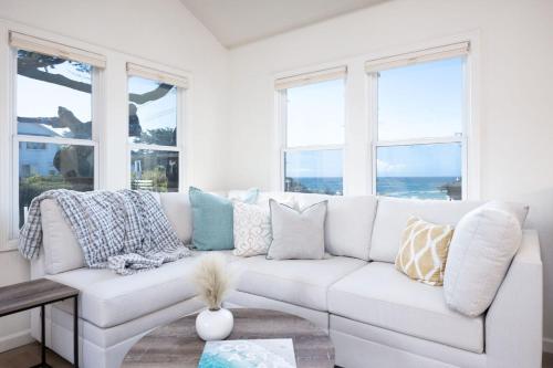 Photo #2 of Oceanview Beach Home Walk to Beach Trails Food Family Activities in Pacifica, CA