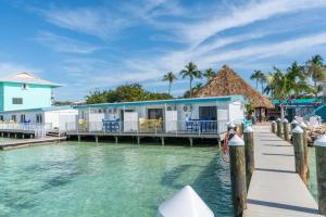 Photo #5 of Edgewater Lodge in Layton, FL
