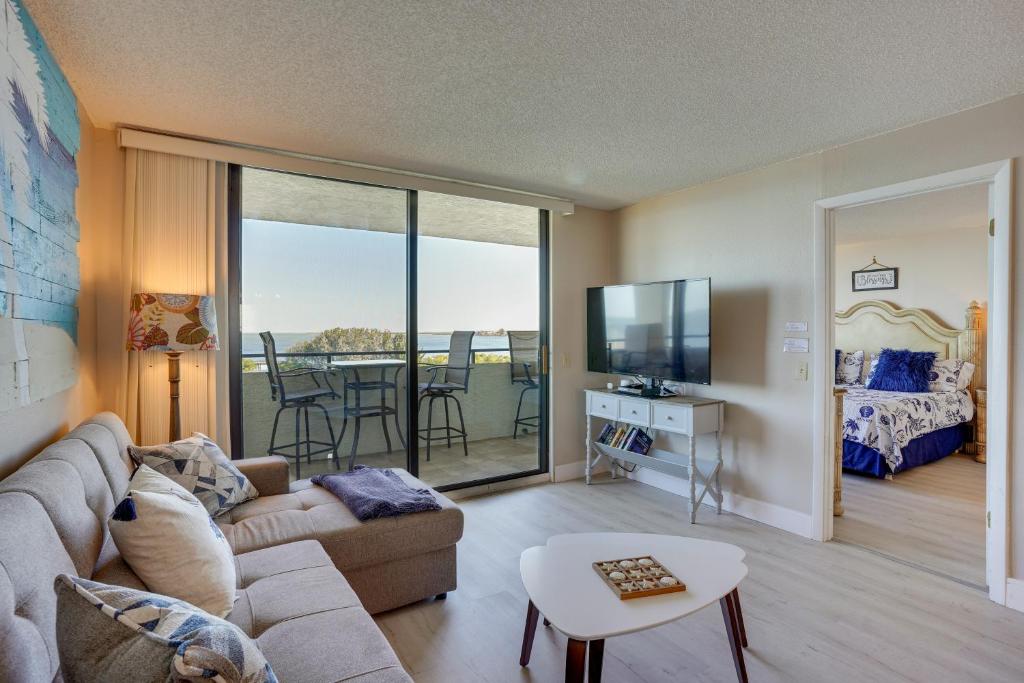 Photo of Cozy Condo with Gulf View, Bird Watching and Telescope in Hudson, FL