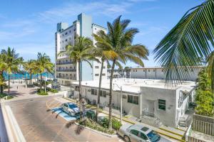 Photo #6 of CH Luxury Condos & Studios On The Beach in Hollywood, FL
