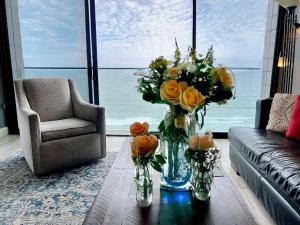 Photo #6 of Ocean View Luxury Condo Oceanfront and Pool in San Diego, CA