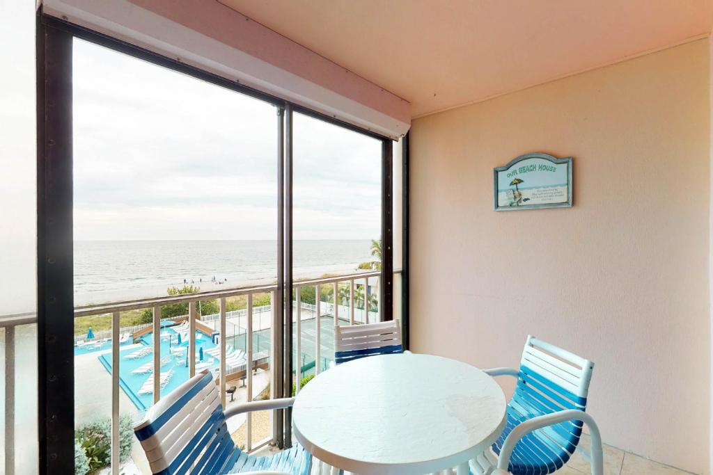 Photo of Reef Club 407 in Indian Rocks Beach, FL