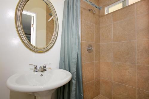 Photo #3 of Ocean Beach Hotel in San Diego, CA