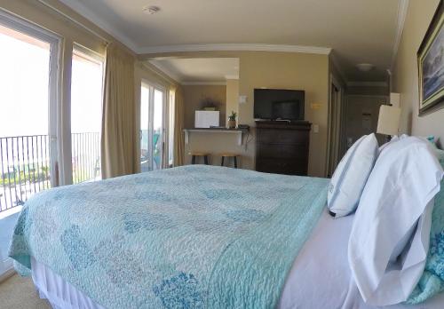 Photo #3 of Capitola Beach Suites in Capitola, CA