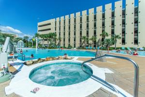 Photo #4 of Emerald Beach 1033 in Panama City Beach, FL