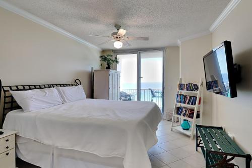 Photo #2 of Summerwinds #1203 in Navarre, FL