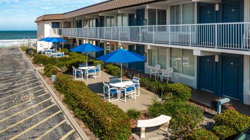 Photo #3 of Fantasy Island Resort, Daytona Beach Shores in Daytona Beach Shores, FL
