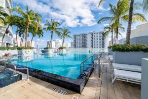 Photo #4 of High Floor Luxury 2BR 2BA, Sleeps 6, Resort Access - Horizon by HomeStakes in Fort Lauderdale, FL
