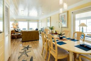 Photo #4 of Between the Dunes Breezy Beachfront Oceano Home! in Oceano, CA
