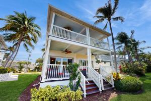 Photo #6 of Blue Water Cottage Villa 5110 in Duck Key, FL