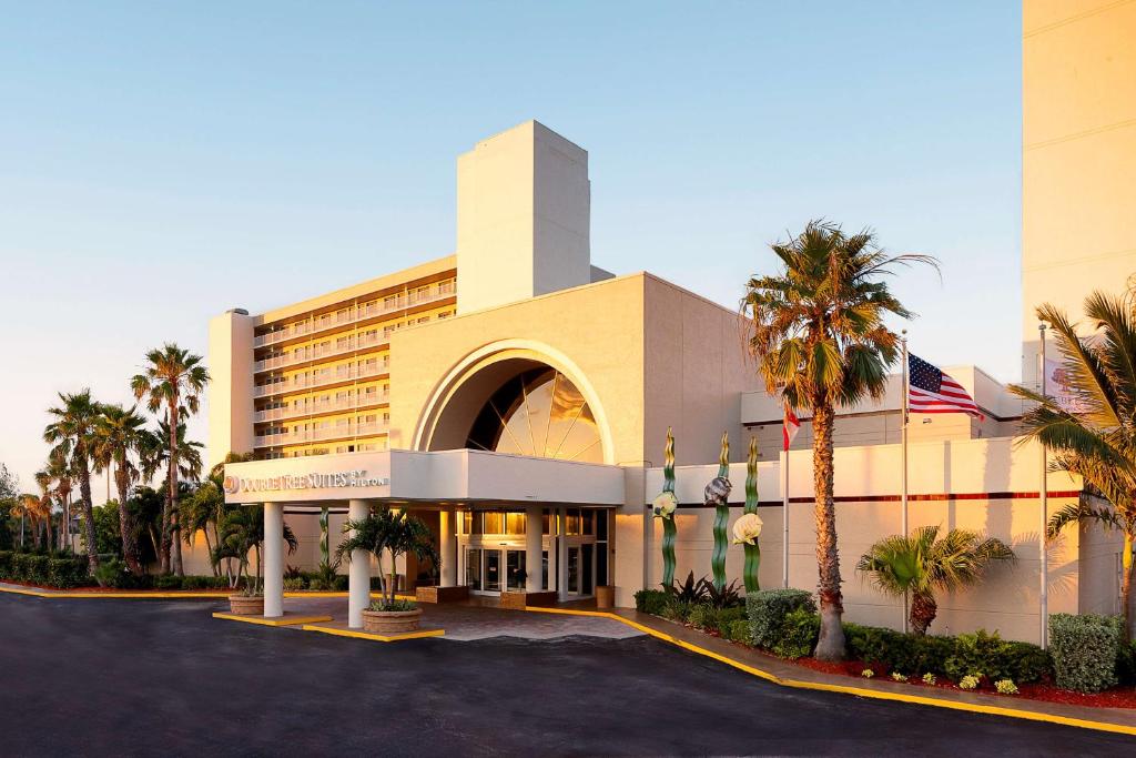 Photo of DoubleTree Suites by Hilton Melbourne Beach Oceanfront in Melbourne, FL