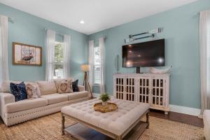 Photo #6 of Penelope Palms in Destin, FL