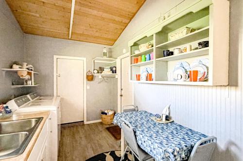 Photo #3 of Sea Dreamer Cottage in Smith River, CA