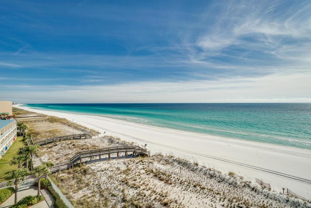 Photo of Pelican Isle #304 Sun & Fun in Fort Walton Beach, FL