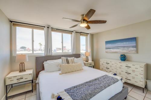 Photo #2 of Oceanfront Condo with Front Patio, Gas Grill, Fire Pit - Prime Location!! in San Diego, CA