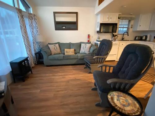 Photo #3 of Oceanfront Cabin 4 With Jacuzzi & Stunning Views in Smith River, CA
