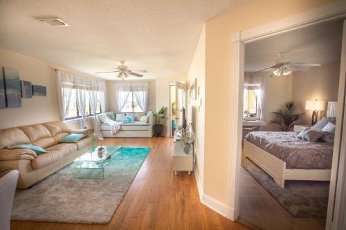 Photo #2 of Seashell Escape in Navarre, FL