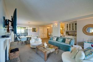 Photo #5 of Oceanfront Watsonville Condo with Beach Access! in Watsonville, CA