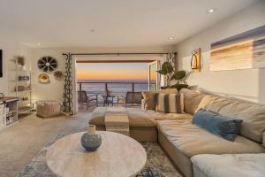 Photo #5 of Sur La Mer, beachfront, tidal pools in San Diego, CA