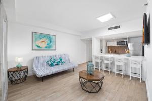 Photo #4 of SoBe Lux Suites On Ocean in Miami Beach, FL