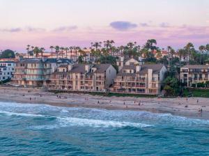 Photo #6 of A Wave From It All in Carlsbad, CA