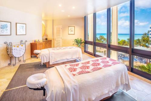 Photo #2 of Hyatt Regency Waikiki Beach Resort & Spa in Honolulu, HI