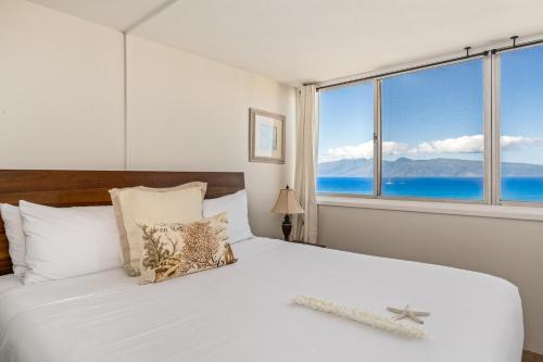 Photo #2 of Royal Kahana 909 in Lahaina, HI