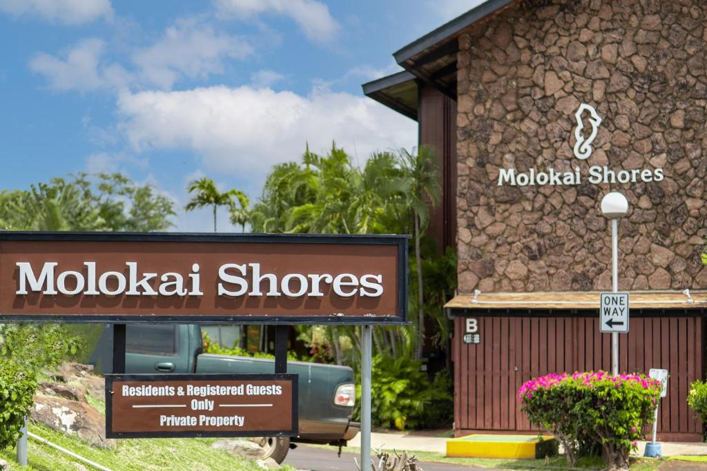 Photo of Molokai Shores in Kaunakakai, HI
