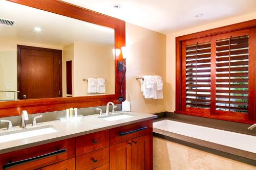 Photo #3 of TOP Floor Penthouse with Panoramic View - Ocean Tower at Ko Olina Beach Villas Resort in Kapolei, HI