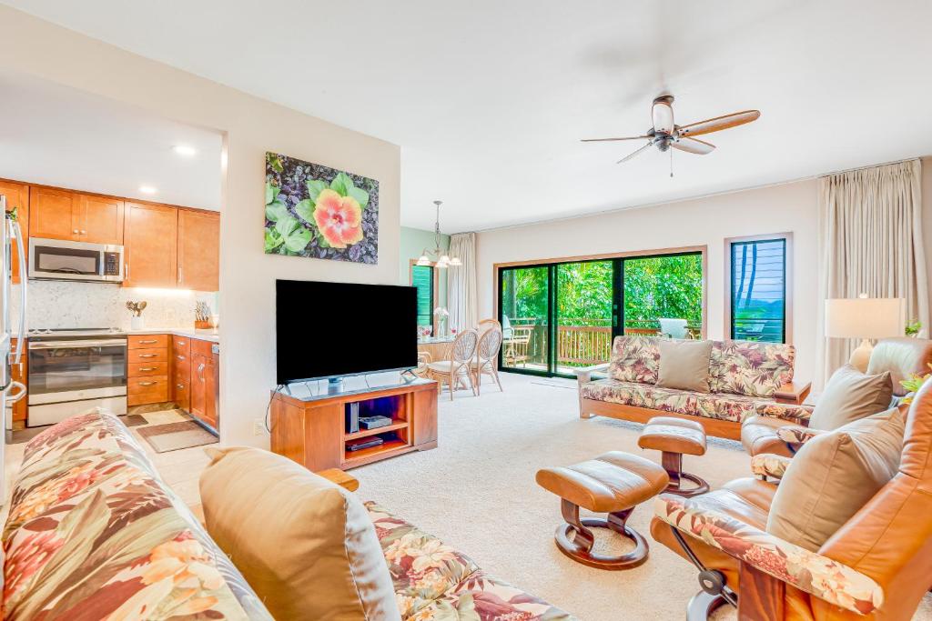 Photo of The Golden Hibiscus - Lanikai 222 in Wailua, HI
