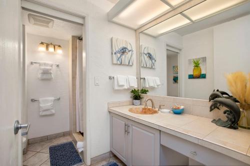 Photo #3 of Papakea Resort K301 - 1BR Ocean View Condo with Free Parking! in Lahaina, HI