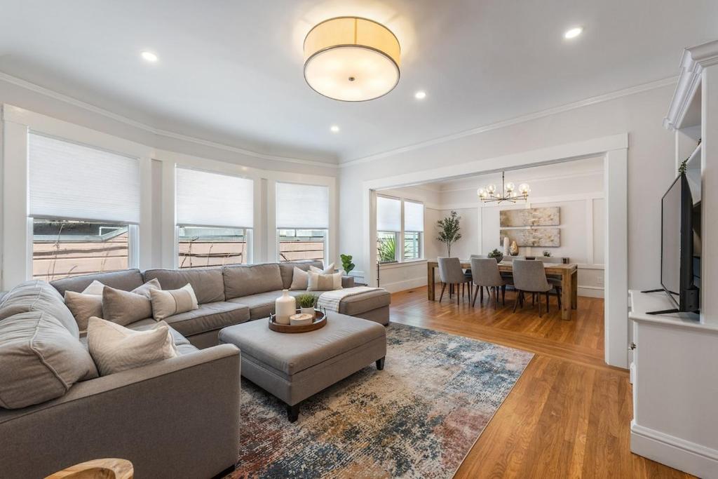 Photo #1 of Modern & Convenient 3br2ba Edwardian W Parking in San Francisco, CA