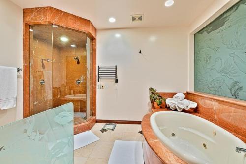 Photo #3 of Celebrity Oceanfront Estate in San Diego, CA
