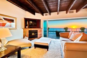 Photo #6 of Celebrity Oceanfront Estate in San Diego, CA