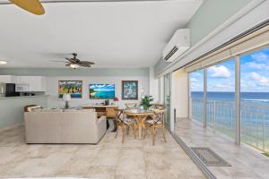 Photo #4 of 13th Fl Waikiki Shore Ocean front in Honolulu, HI